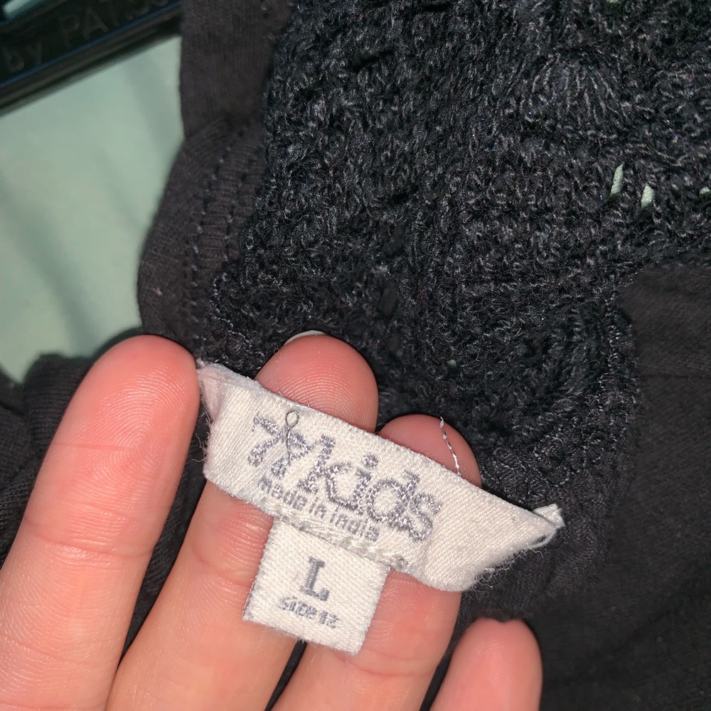 Kid’s Black Crochet Razorback Tank - Picture 4 of 4